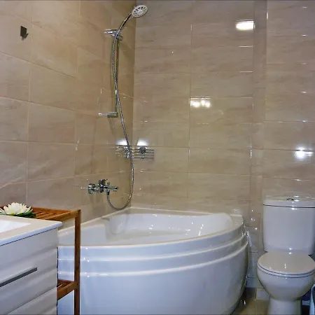 Apartment Holiday 1 *