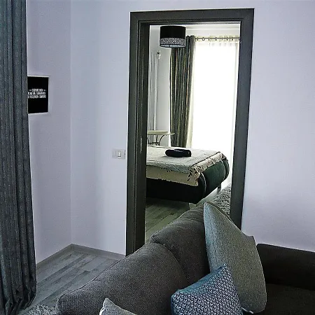 Holiday 1 Apartment